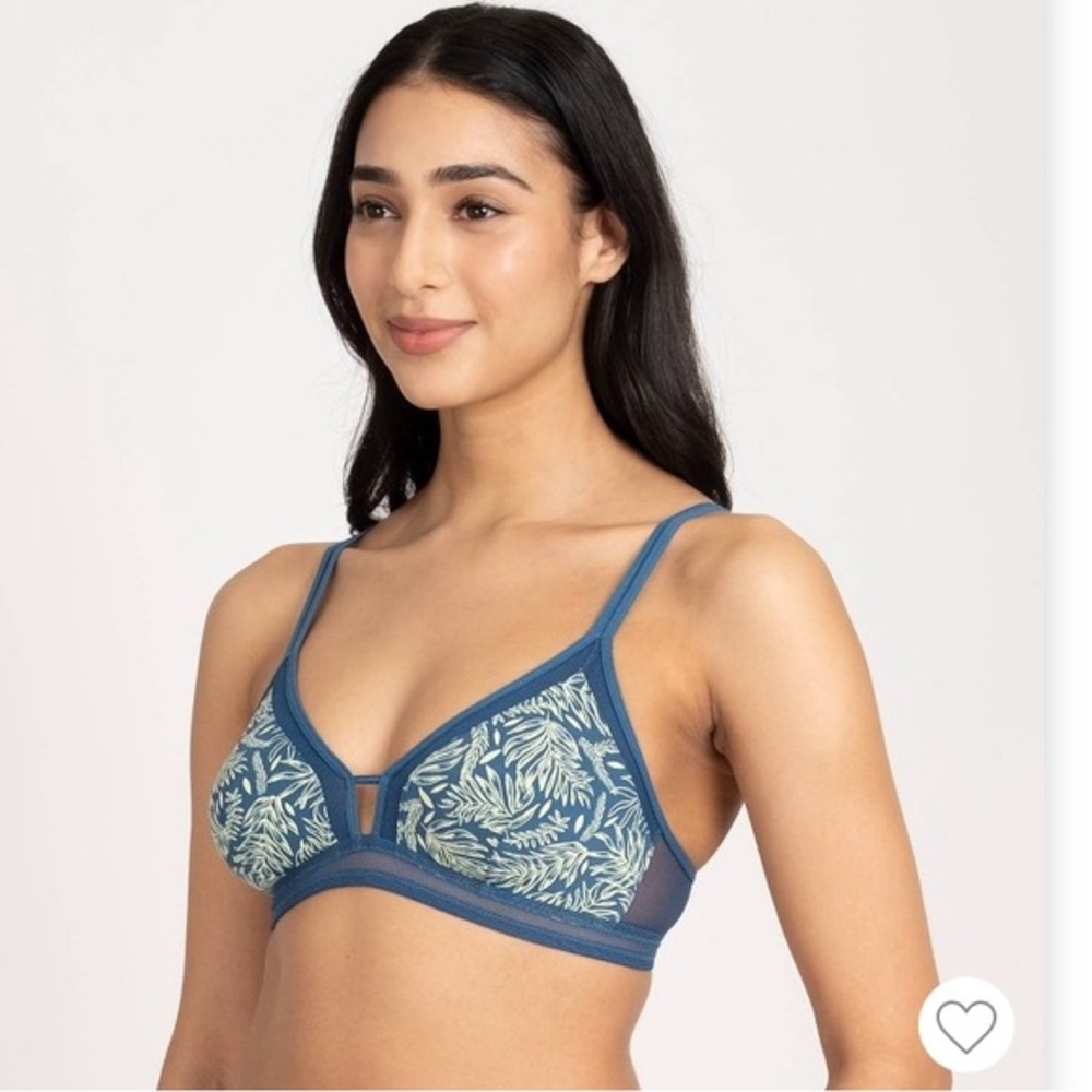 💕 NWT Lively Tropical Blue Palm Bralette